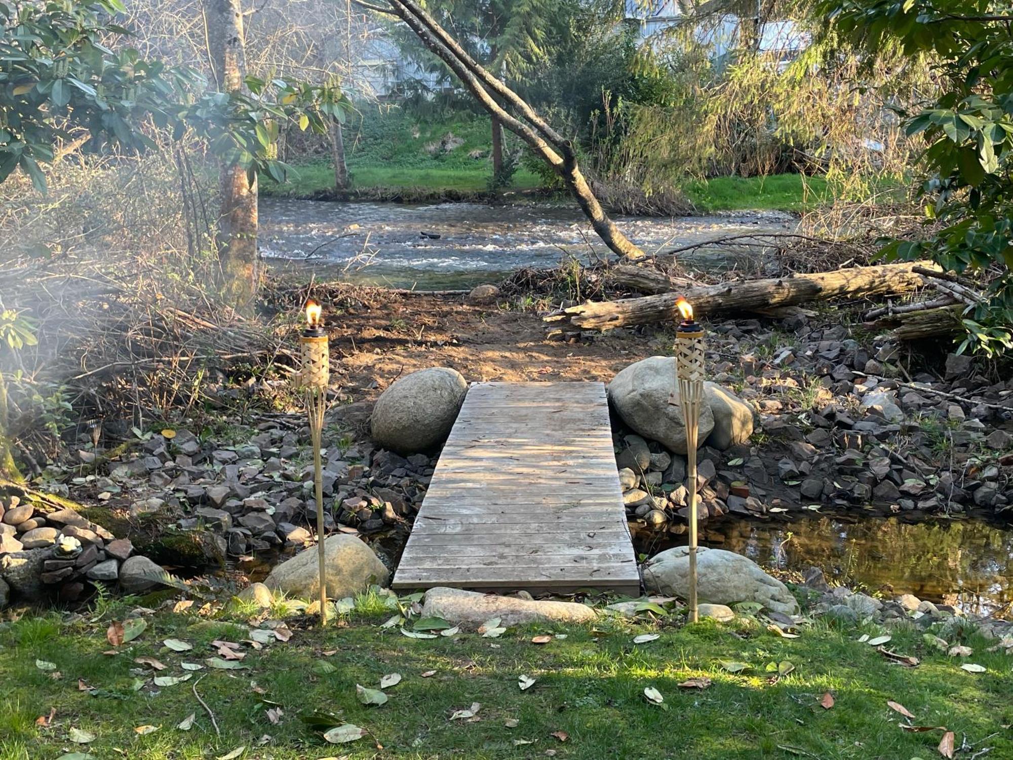 Riverside Retreat *